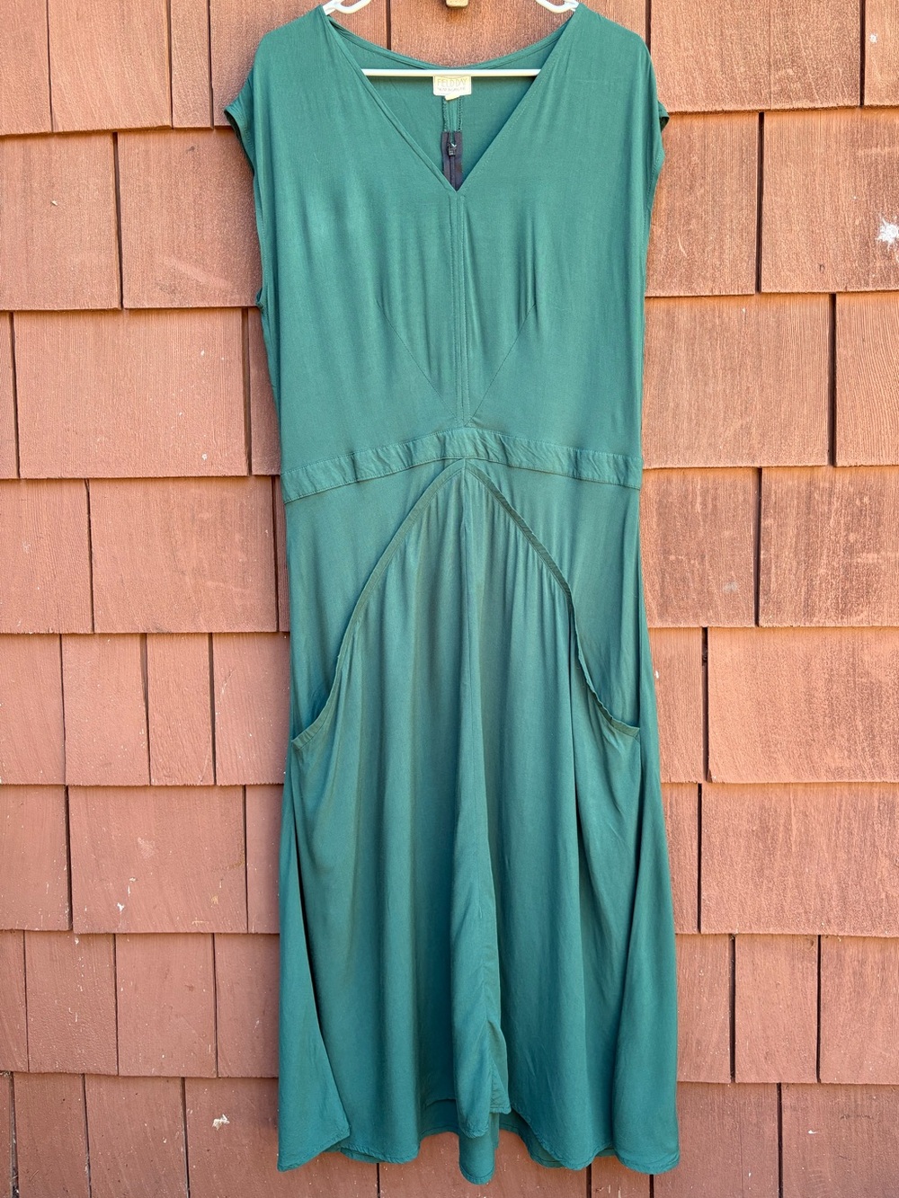 Field Day Green V-Neck Midi Dress with Pockets Xl